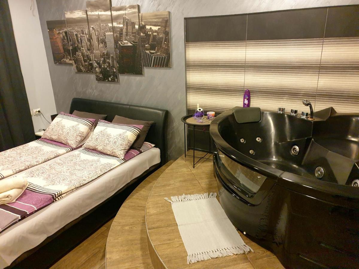 Ceca Apartman Ni 外观 照片