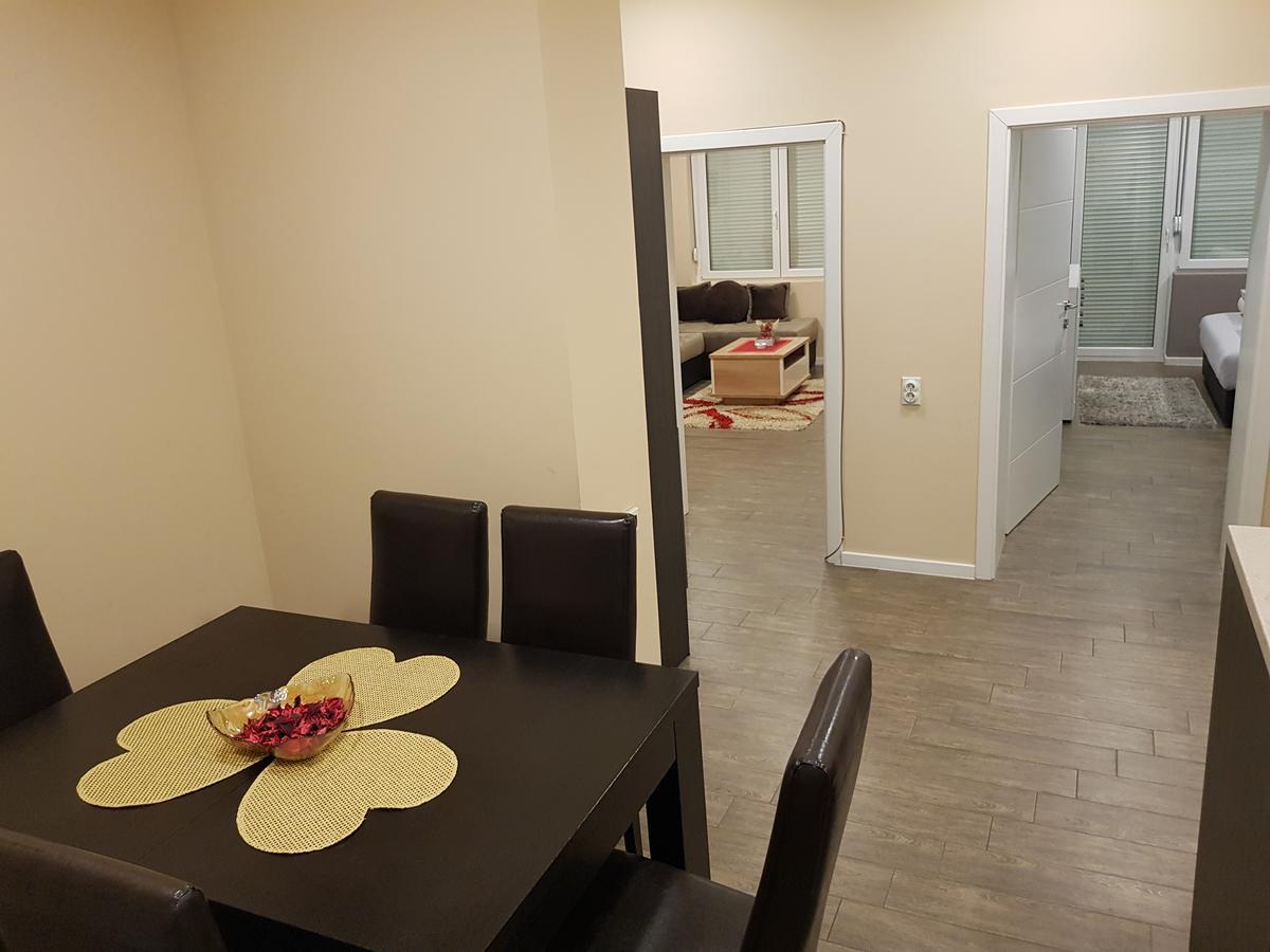 Ceca Apartman Ni 外观 照片