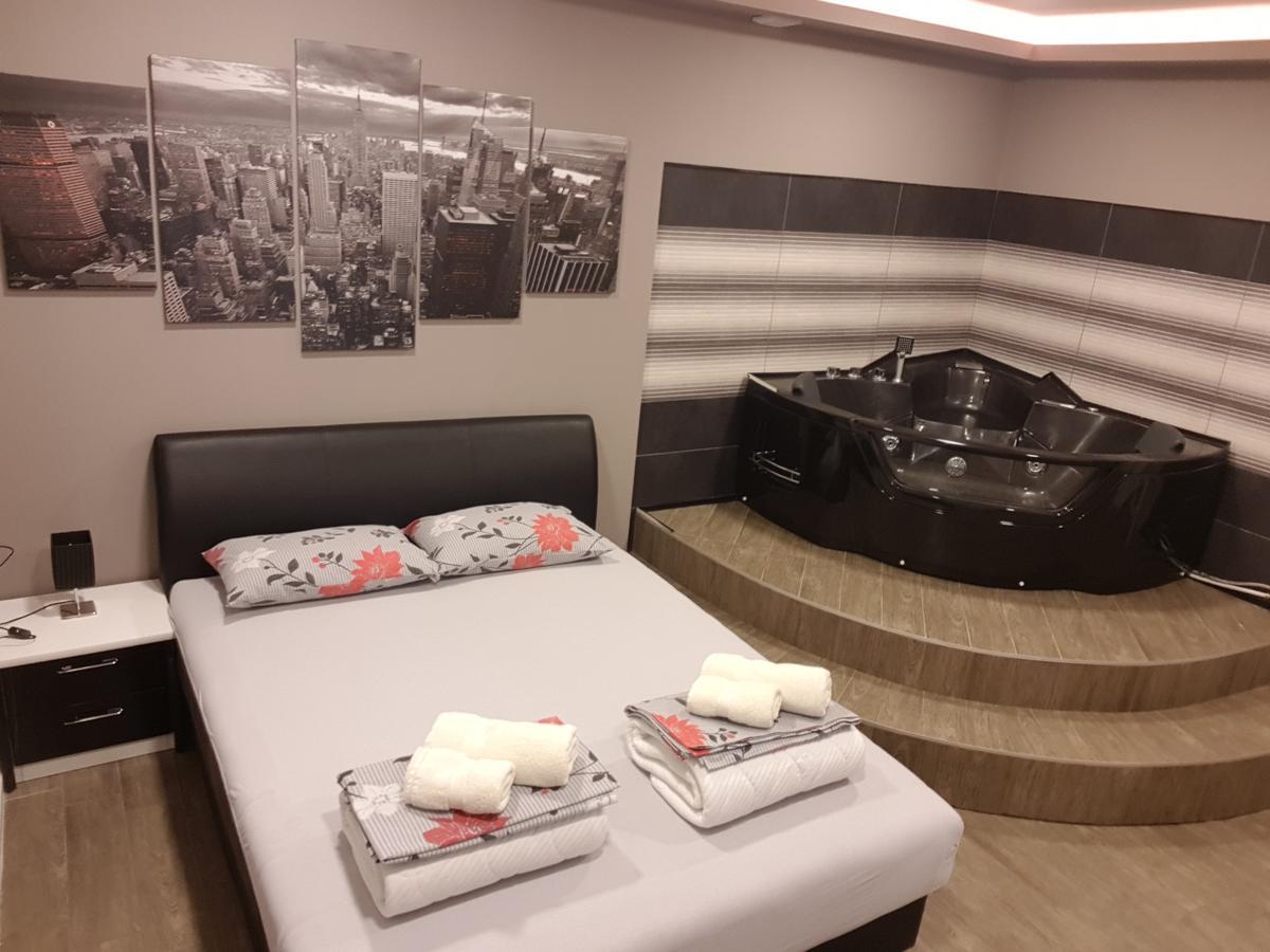 Ceca Apartman Ni 外观 照片