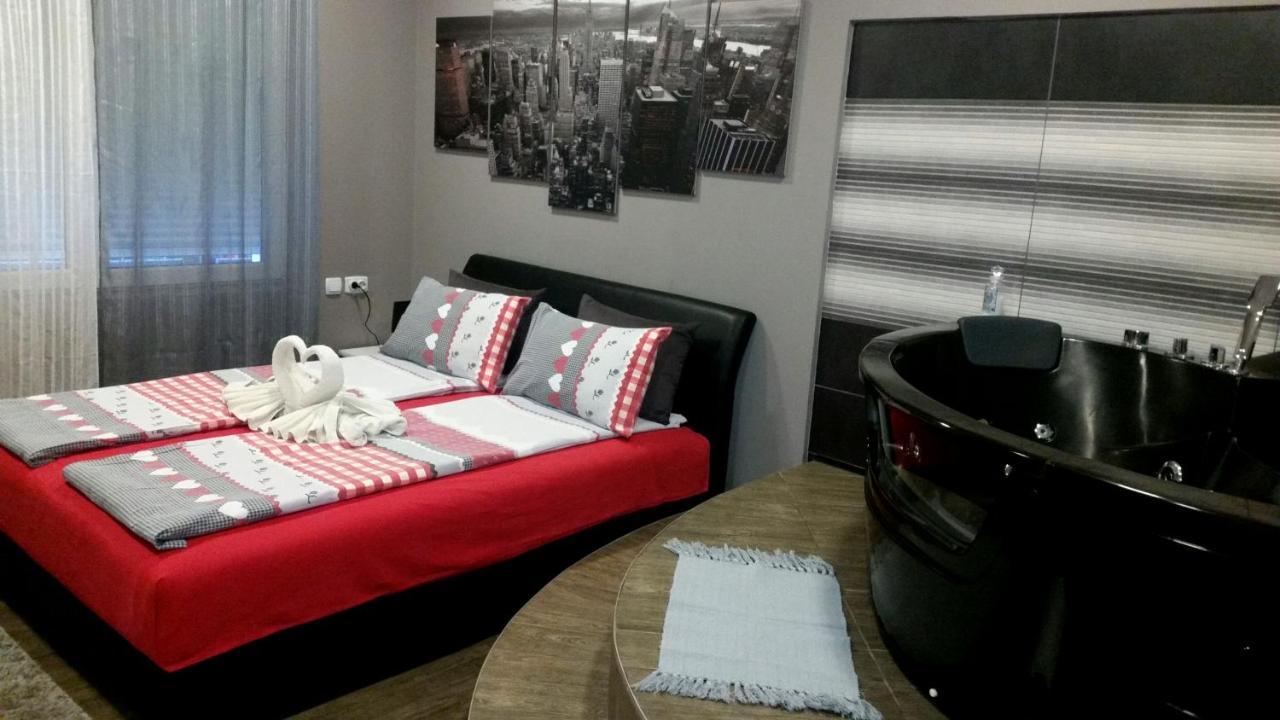 Ceca Apartman Ni 外观 照片