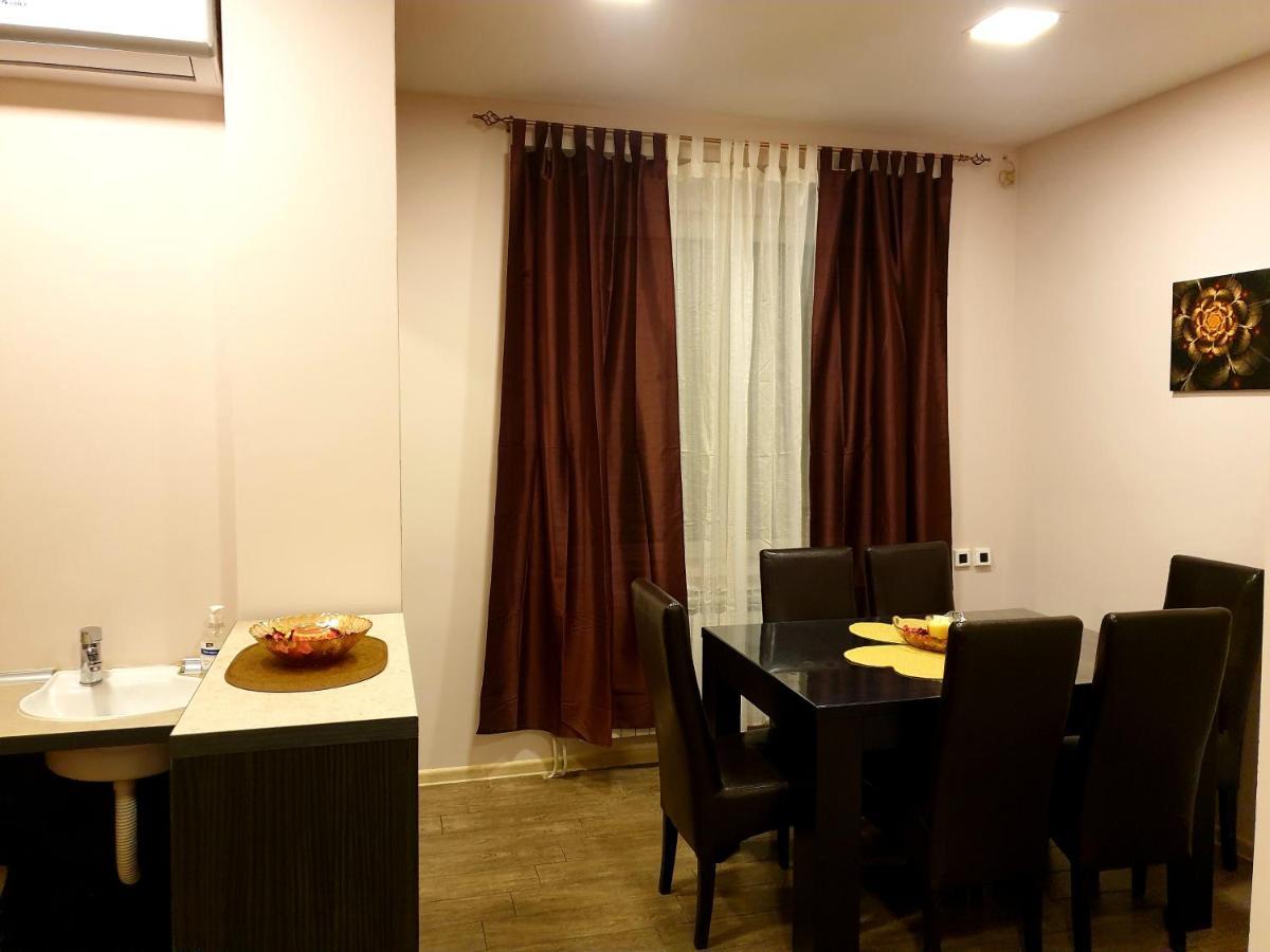 Ceca Apartman Ni 外观 照片
