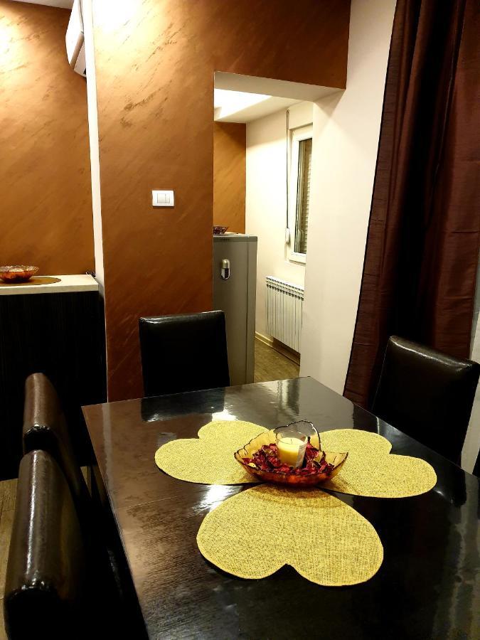 Ceca Apartman Ni 外观 照片