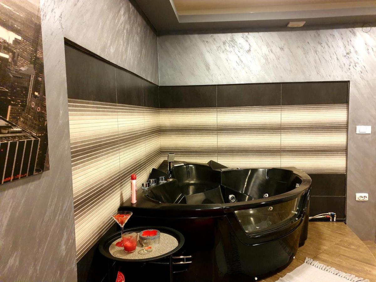 Ceca Apartman Ni 外观 照片